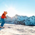 Winter-Wunderland Bayern: Isac Schwarzbaum auf Skiurlaub in den Alpen